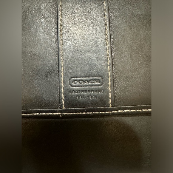 Coach Vintage Black Leather Trifold Long Wallet - Picture 9 of 11